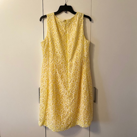 2016 Yellow Lace New York & Company Dress - Picture 2 of 2